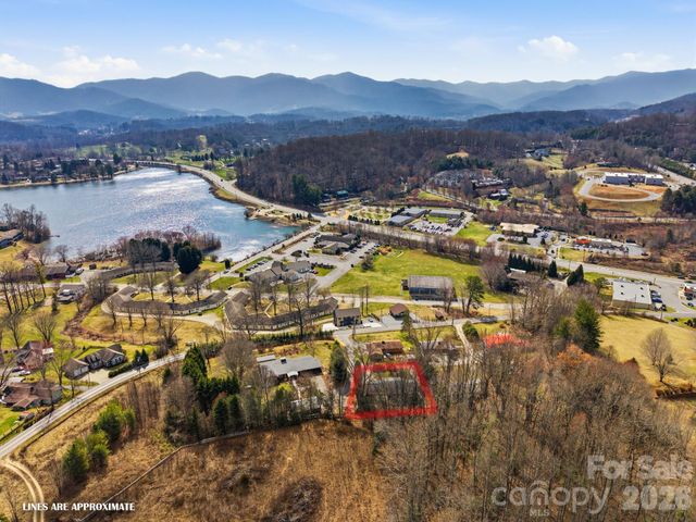 65 Westend Circle, Waynesville, NC 28785