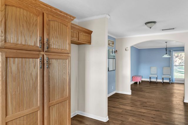 1701 Lakeshore dr, Longview, TX 75605