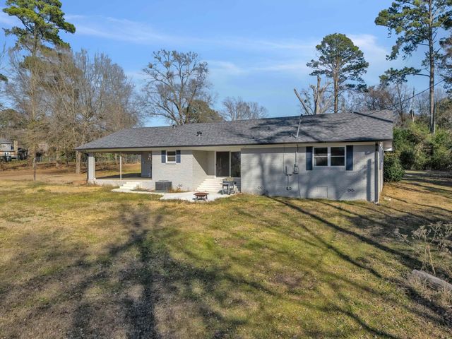 1701 Lakeshore dr, Longview, TX 75605