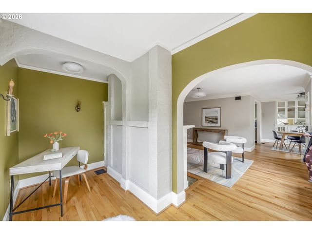 2105 Se 51ST Ave, Portland, OR 97215