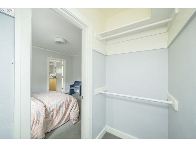 2105 Se 51ST Ave, Portland, OR 97215