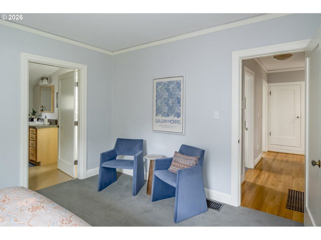 2105 Se 51ST Ave, Portland, OR 97215