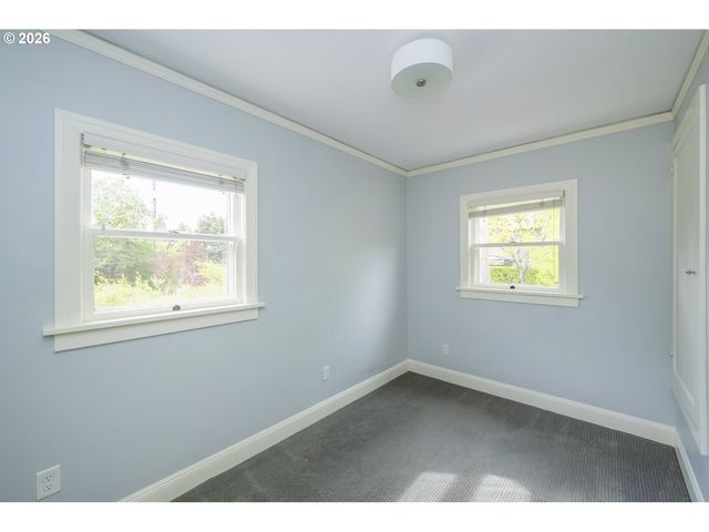 2105 Se 51ST Ave, Portland, OR 97215