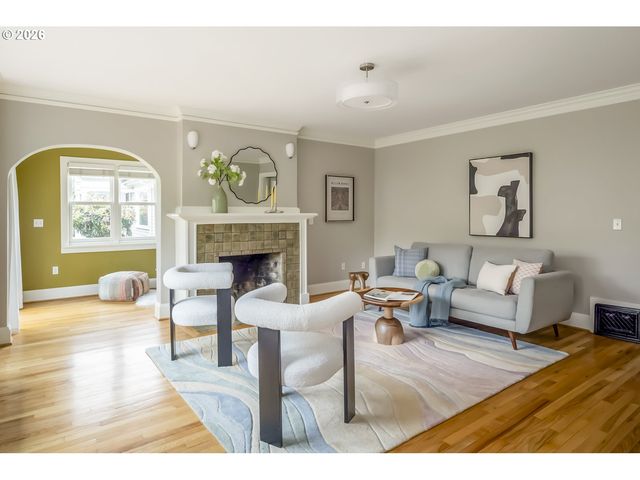 2105 Se 51ST Ave, Portland, OR 97215