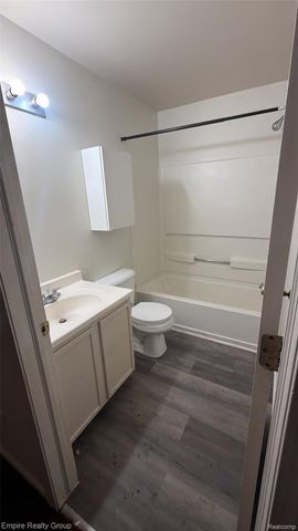 4316 SCHAEFER Road, Dearborn, MI 48126
