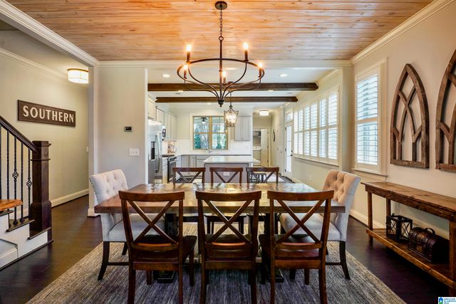 502 WILLOW BRANCH CIRCLE, Chelsea, AL 35043