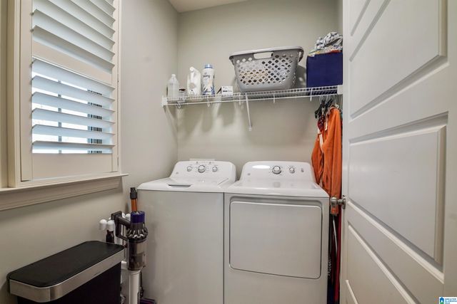 502 WILLOW BRANCH CIRCLE, Chelsea, AL 35043