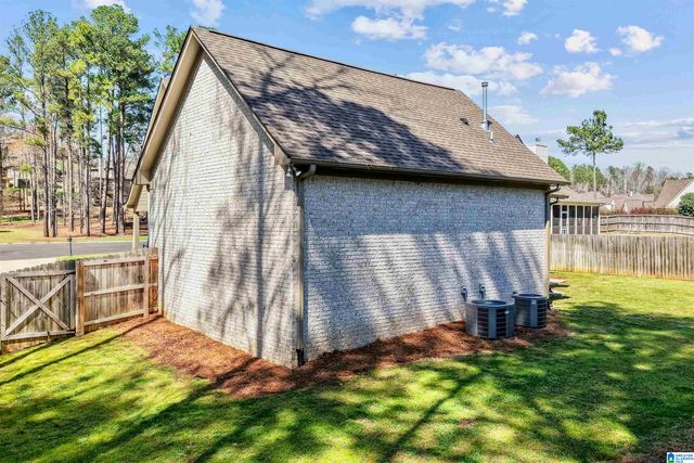 502 WILLOW BRANCH CIRCLE, Chelsea, AL 35043