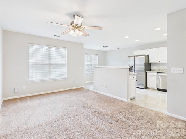 2056 University Heights Lane, Charlotte, NC 28213