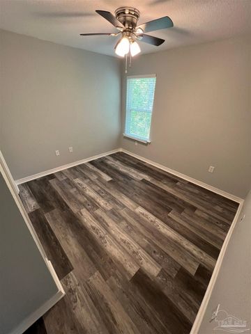 3021 N 36th Ave, Milton, FL 32583