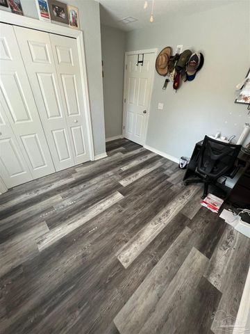 3021 N 36th Ave, Milton, FL 32583