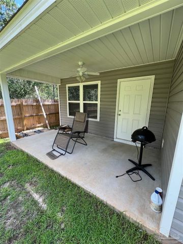3021 N 36th Ave, Milton, FL 32583
