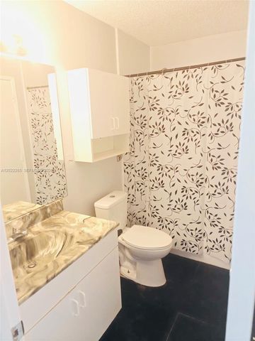 1140 NW 85th Ave A16, Plantation, FL 33322