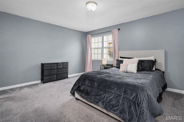 8903 N Swan Circle 8903, Brentwood, MO 63144