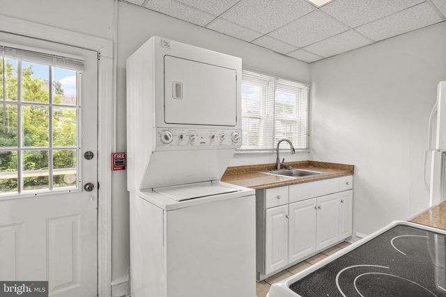 87 E BUTLER AVE, Ambler, PA 19002