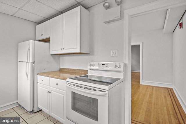 87 E BUTLER AVE, Ambler, PA 19002