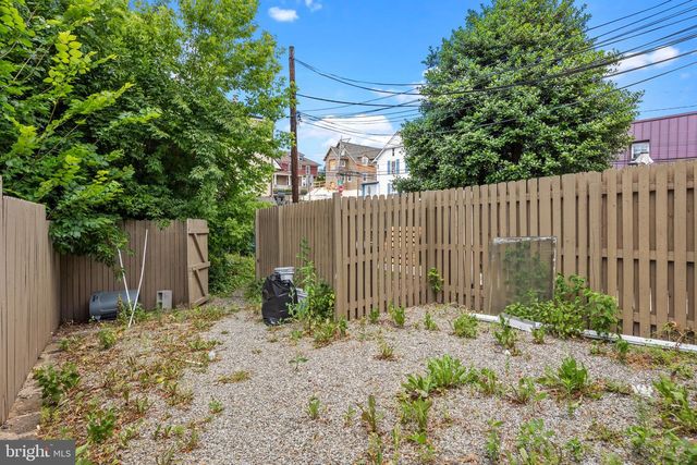 87 E BUTLER AVE, Ambler, PA 19002