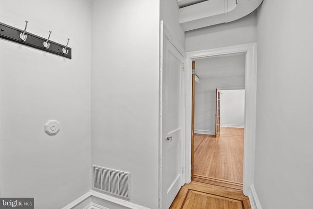 87 E BUTLER AVE, Ambler, PA 19002