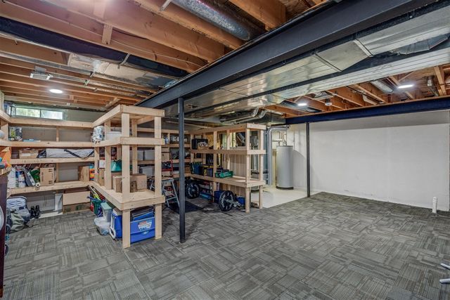 5964 Villa France Avenue, Ann Arbor, MI 48103