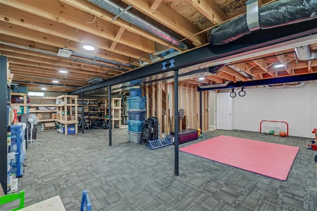 5964 Villa France Avenue, Ann Arbor, MI 48103