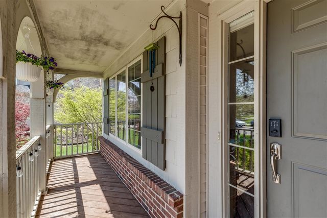 5964 Villa France Avenue, Ann Arbor, MI 48103