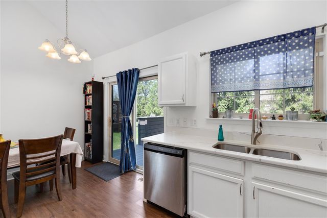 5964 Villa France Avenue, Ann Arbor, MI 48103