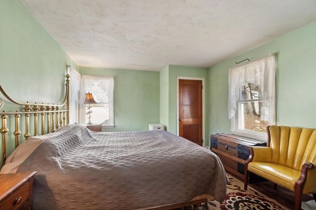 254 Massachusetts Ave, Lunenburg, MA 01462