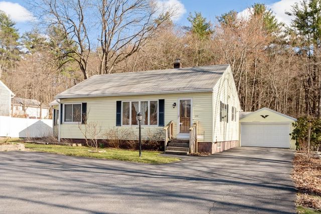 254 Massachusetts Ave, Lunenburg, MA 01462