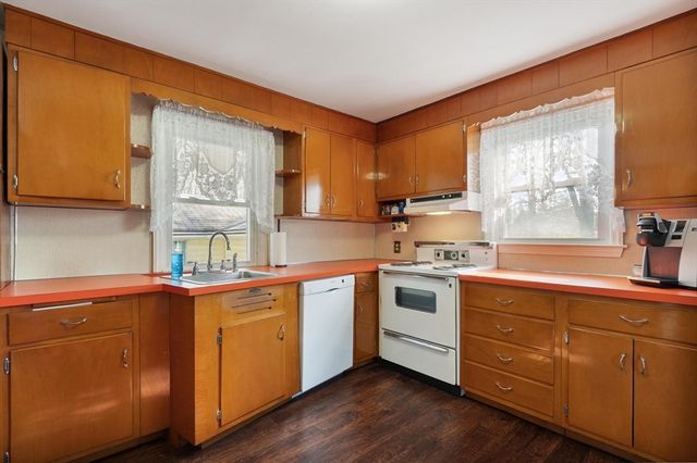 254 Massachusetts Ave, Lunenburg, MA 01462