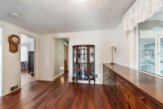 254 Massachusetts Ave, Lunenburg, MA 01462