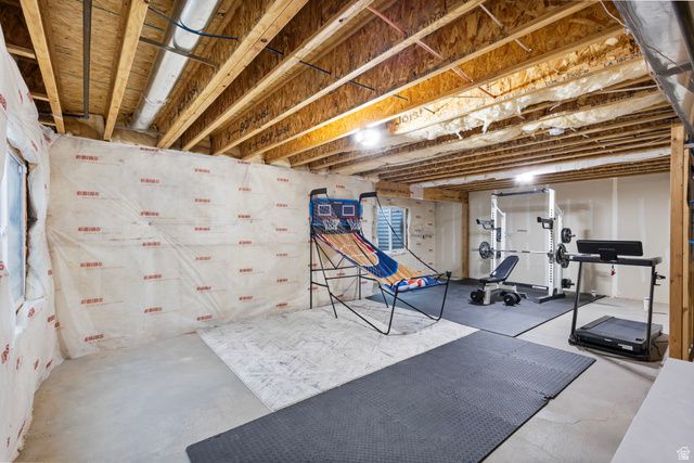 3323 E GIBRALTAR AVE, Eagle Mountain, UT 84005