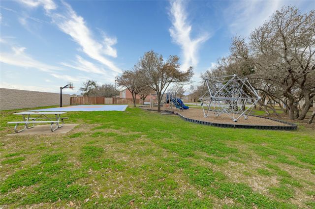 221 Vouvray ST, Leander, TX 78641