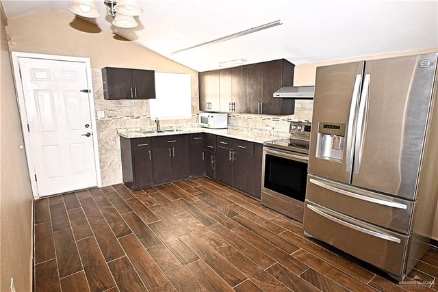 834 S 13th Street, Alamo, TX 78516