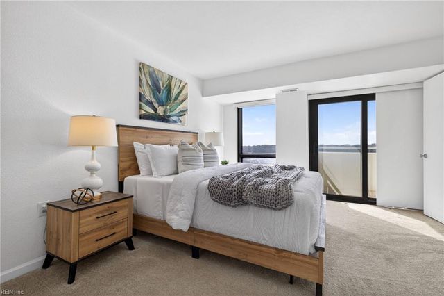 4004 Atlantic Ave Apt 1004, Virginia Beach, VA 23451