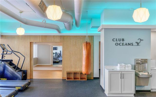 4004 Atlantic Ave Apt 1004, Virginia Beach, VA 23451