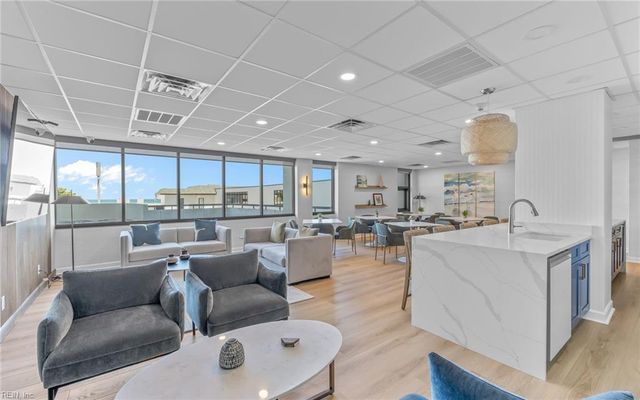 4004 Atlantic Ave Apt 1004, Virginia Beach, VA 23451