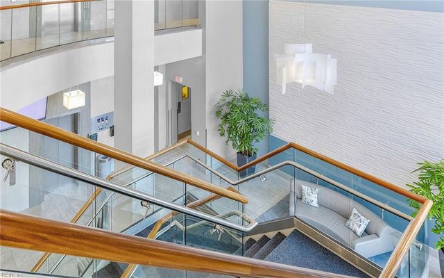 4004 Atlantic Ave Apt 1004, Virginia Beach, VA 23451