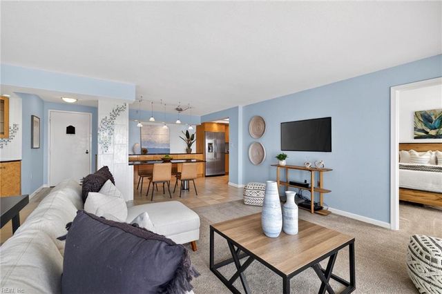 4004 Atlantic Ave Apt 1004, Virginia Beach, VA 23451