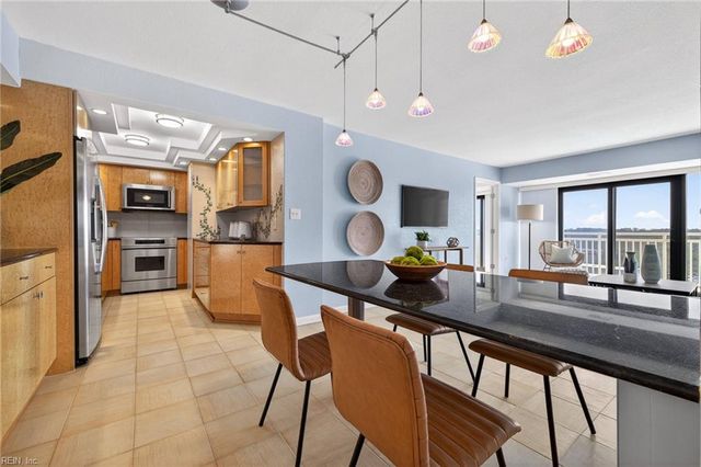 4004 Atlantic Ave Apt 1004, Virginia Beach, VA 23451