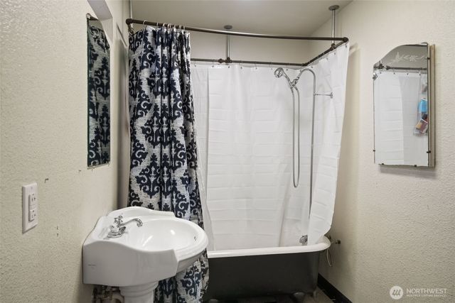 125 W Poplar Street, Shelton, WA 98584