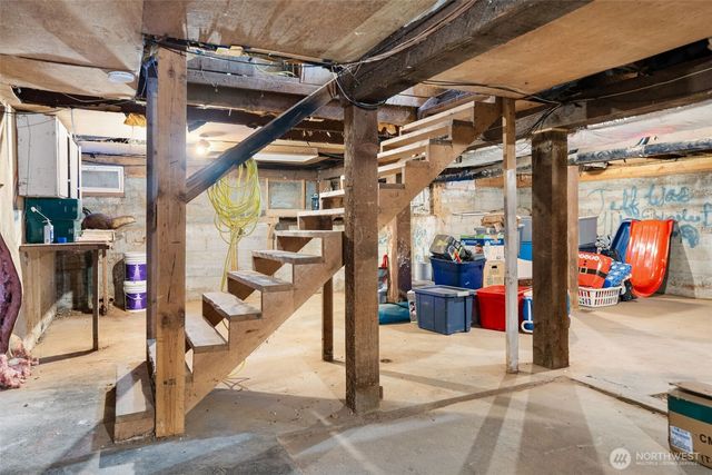 125 W Poplar Street, Shelton, WA 98584