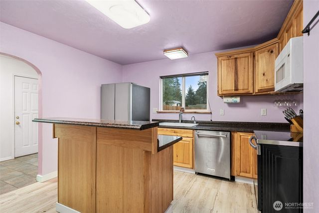 125 W Poplar Street, Shelton, WA 98584