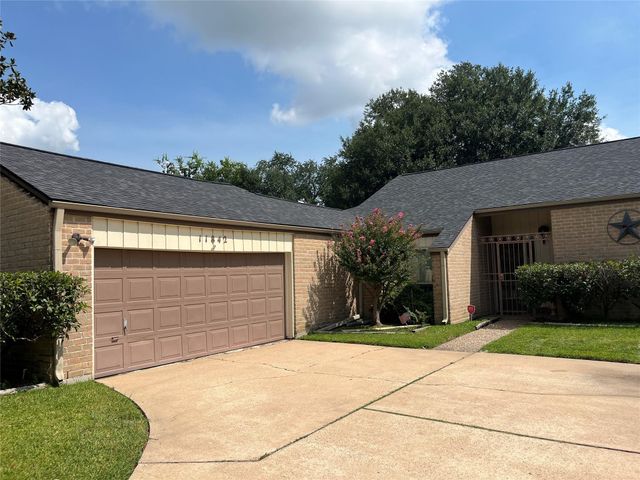 11842 Briar Forest Drive, Houston, TX 77077