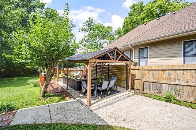 110 Shady Lane, Lexington, KY 40503