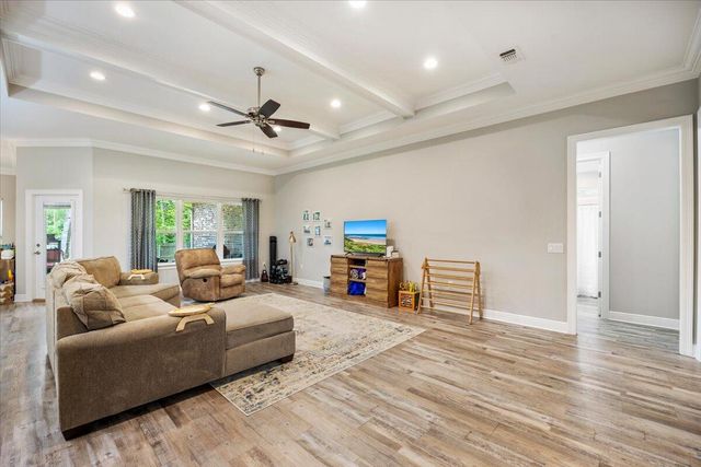 98 Star Drive, Fort Walton Beach, FL 32547