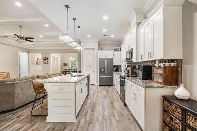 98 Star Drive, Fort Walton Beach, FL 32547