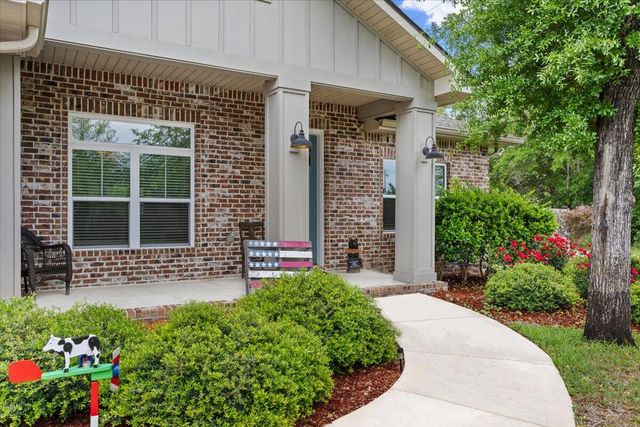 98 Star Drive, Fort Walton Beach, FL 32547