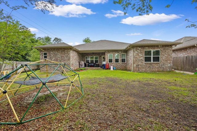 98 Star Drive, Fort Walton Beach, FL 32547