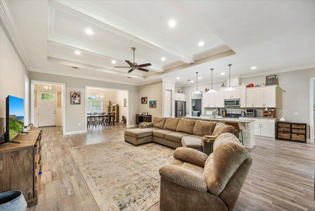 98 Star Drive, Fort Walton Beach, FL 32547