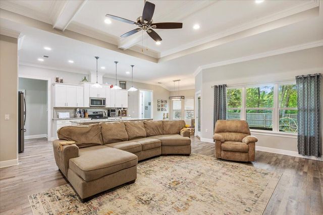 98 Star Drive, Fort Walton Beach, FL 32547